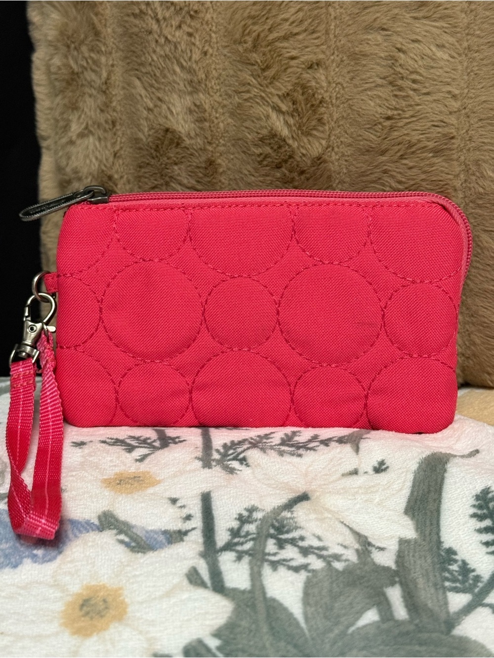 Thirty-One Vary You Quilted Wristlet Wallet Coral Pink